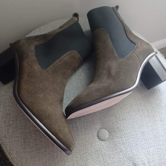Patina Shoes - Patina Genuine Leather Army Green Heeled Chelsea Boots Wmns Sz 7